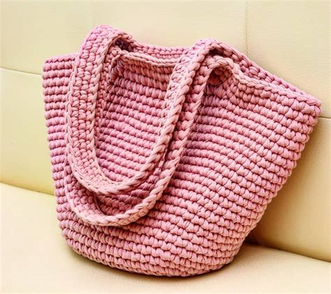 bolsa pequena croche laras arte em crochê|Bolsas de crochê: veja fotos e vídeos de como fazer e usar.